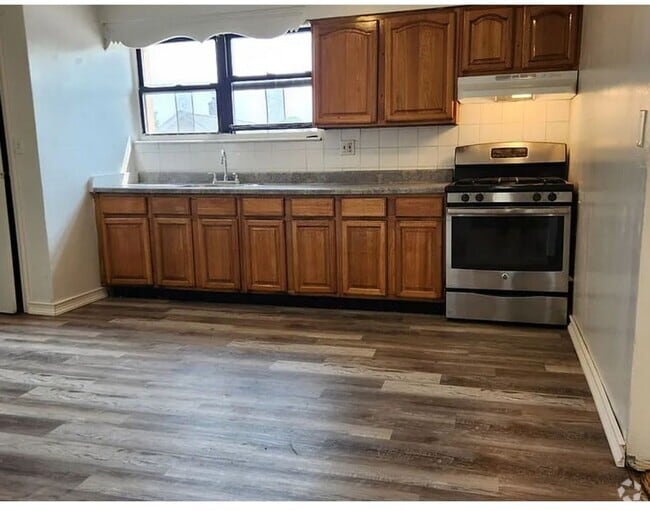 Building Photo - Grand Ave, Baldwin Unit Apartment 2