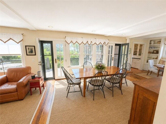 Photo - 41 Calvert Pl