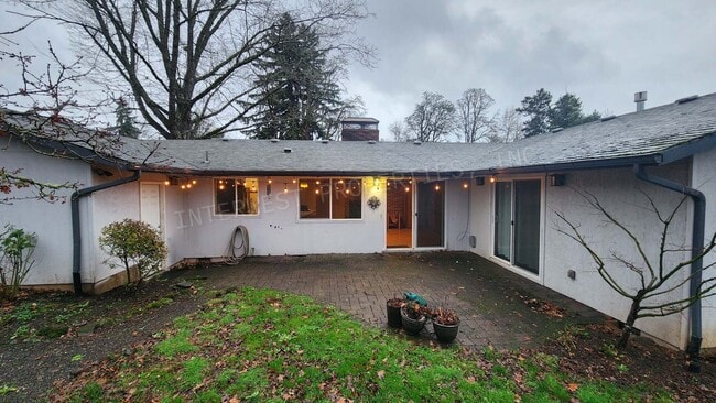 Photo - 3 bd 2ba Ranch Style Home with Fenced Yard, W/D in Unit, Fireplaces & 2 Car Garage!