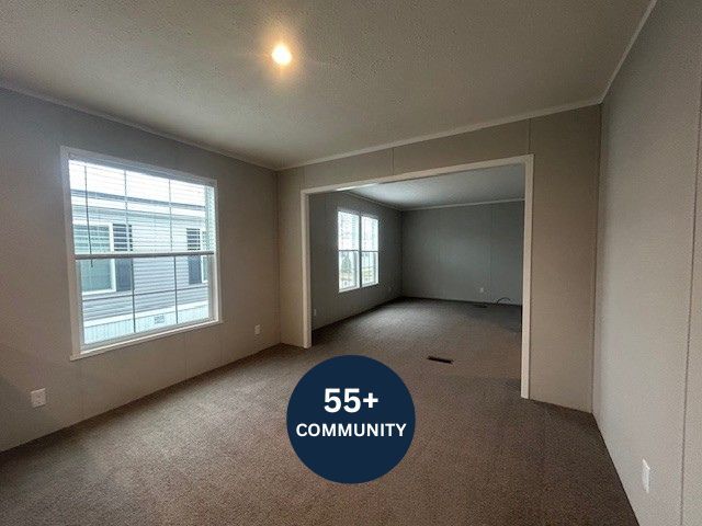 Photo - 39500 Warren Rd