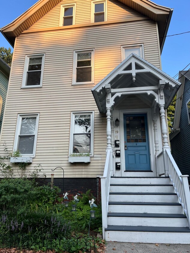 Photo - 19 Anderson St (New Haven, CT)