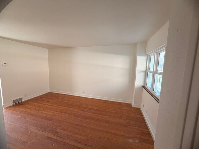 Photo - 4861 Bull Creek Rd Unidad 2