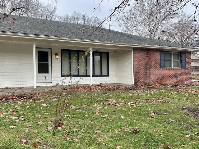 Photo - 235 N Michigan St