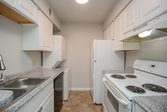 Photo - 13151 Walden Rd Apartment Unit 231