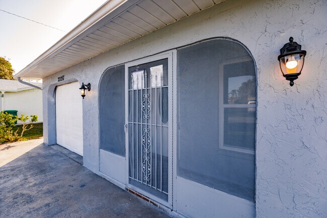 Photo - 22257 Yonkers Ave