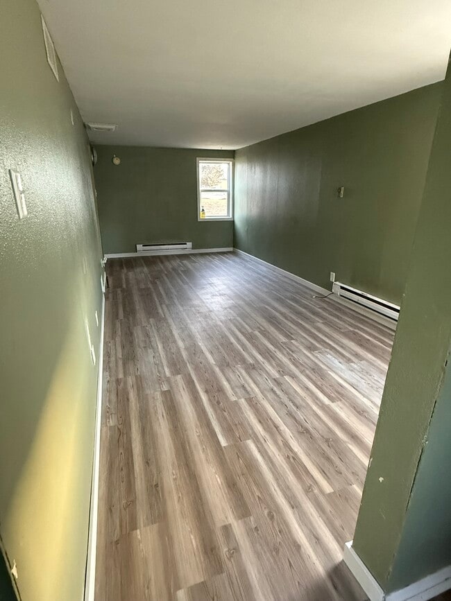 Photo - 1339 4th St SE