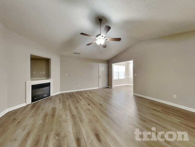 Photo - 265 Whistle Way