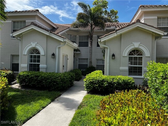 Building Photo - 6918 Satinleaf Rd N Unit 203 Rental