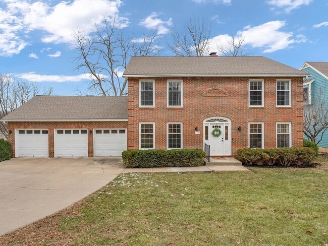 Building Photo - 1304 Lawrence Ave