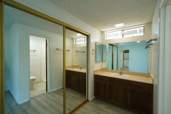 Photo - 8303 California Ave Unit 3