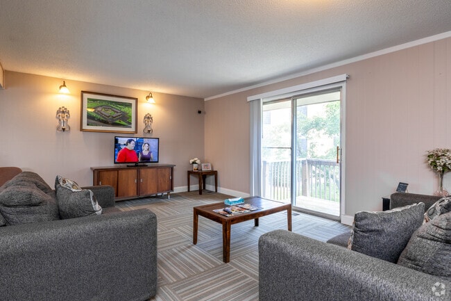 Alta Village Apartments - Clubhouse