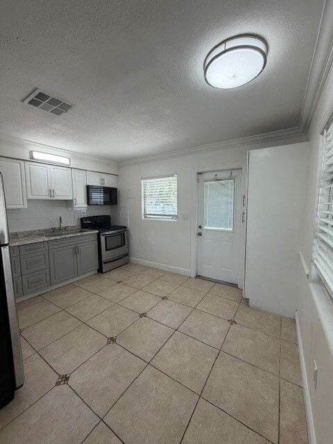 Photo - 923 S D St