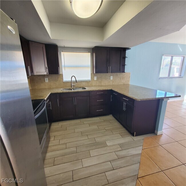 Photo - 421 Hancock Bridge Pkwy