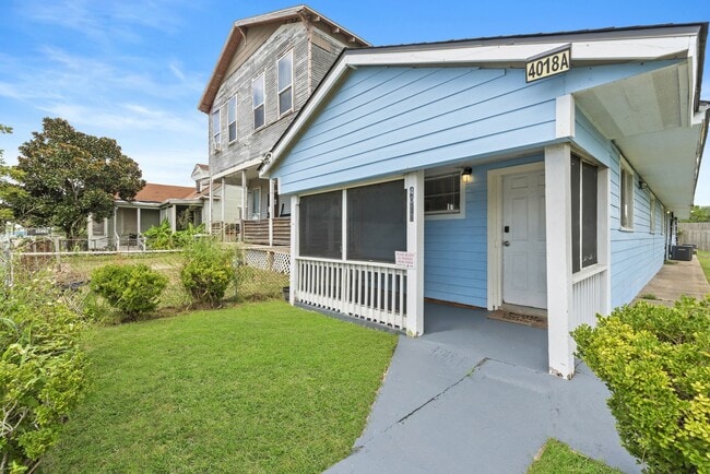 Photo - 4018 Sealy Ave