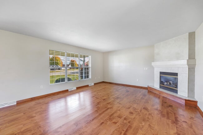 Photo - 234 Cavil Way