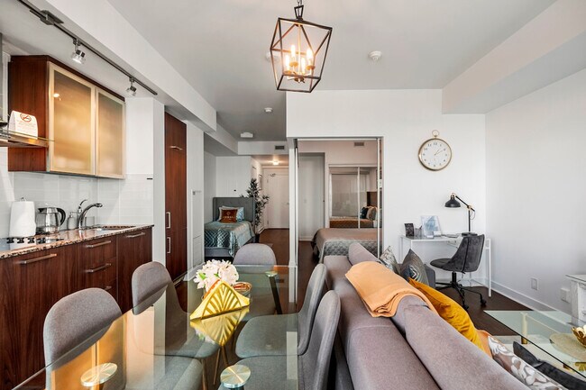 Photo - 14 York Street Path Connection Unit SI FL51-ID1512535P