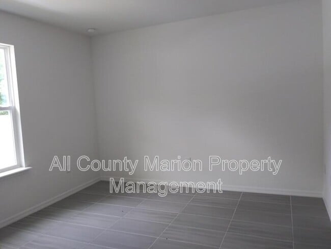 Photo - 5933 NW 59th Ct