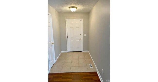 Photo - 10649 Midway Dr