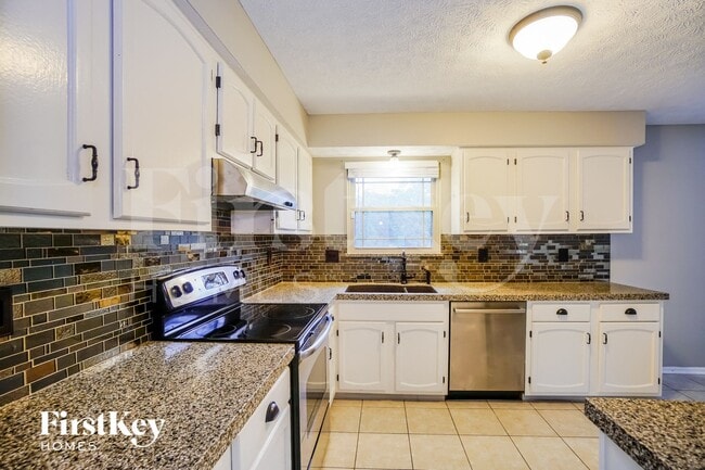 Photo - 5586 Edie Dr