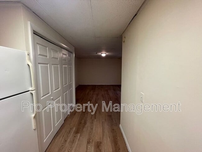 Photo - 106 Woodside Green