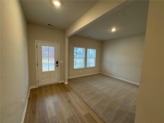 Photo - 2938 Sweet Red Cir