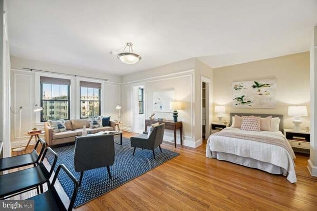 Photo - 1613 Harvard St NW Unidad 510