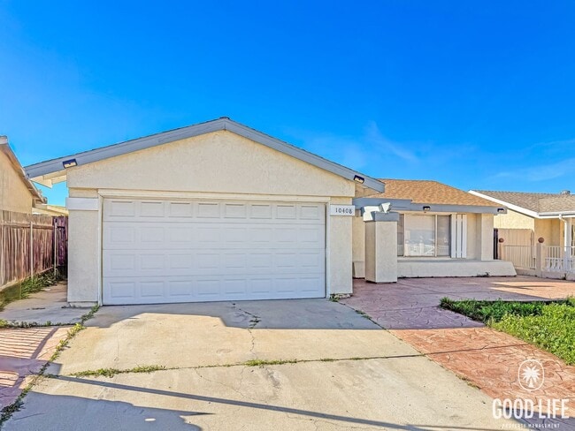 Building Photo - Beautiful 3Bd/2Ba Home With A 2 Car Garage Located In Mira Mesa!