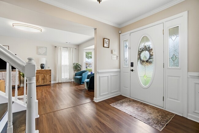 Photo - 1097 Honeycutt Way