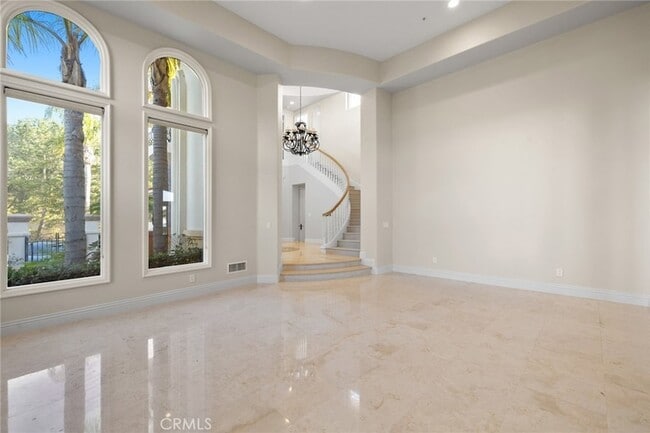 Photo - 1 Stone Pine Dr