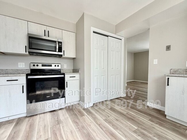 670 E Coatsville Ave