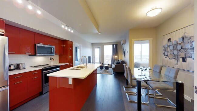 Photo - 10410-1102 102 Ave NW