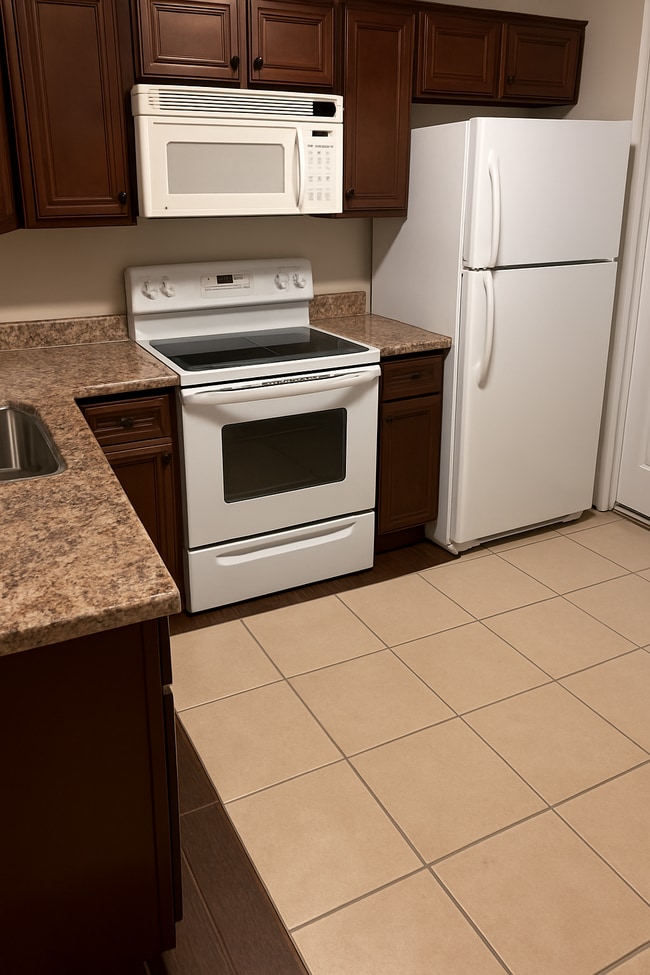 Kitchen - 5626 Struthers Ct