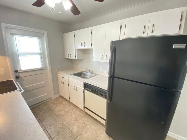 320 Lakeview St Unidad 207