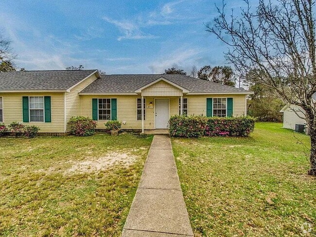 Building Photo - Renovated 2 bed 2 bath Unit B Rental