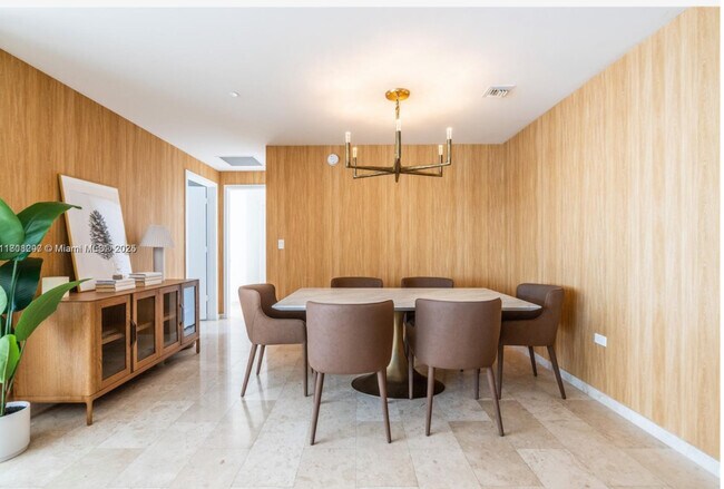 Photo - 68 SW 6th St