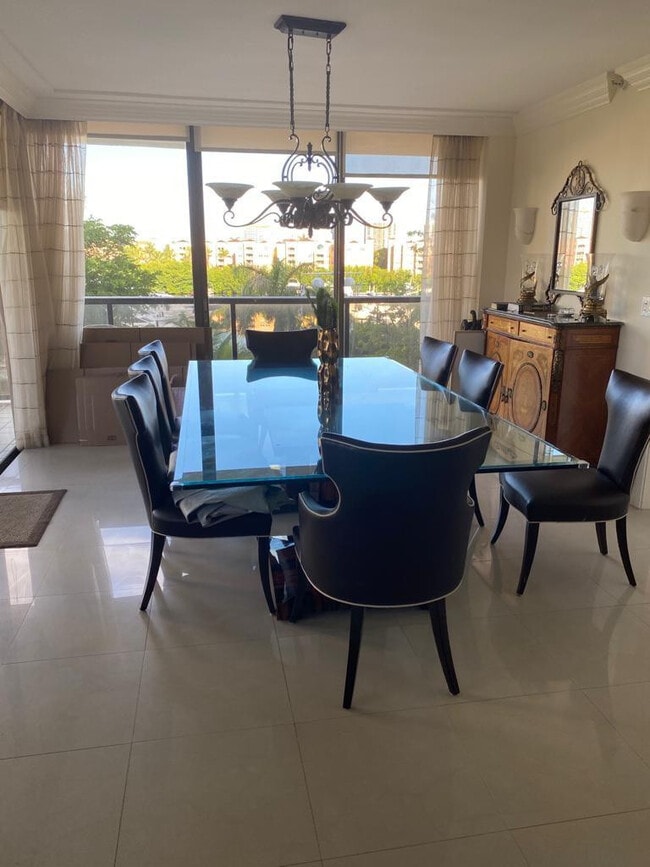 Photo - 19667 Turnberry Way Unit 4D