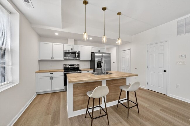 Photo - Spacious 6BR Rowhome in Prime DC Location