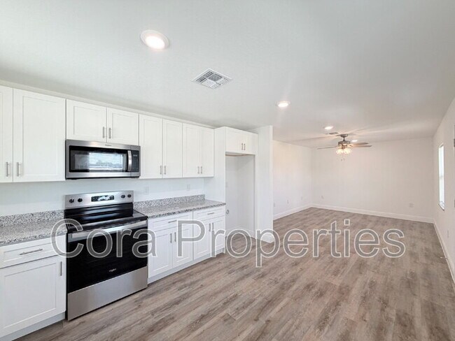 Photo - 401 Pearl St