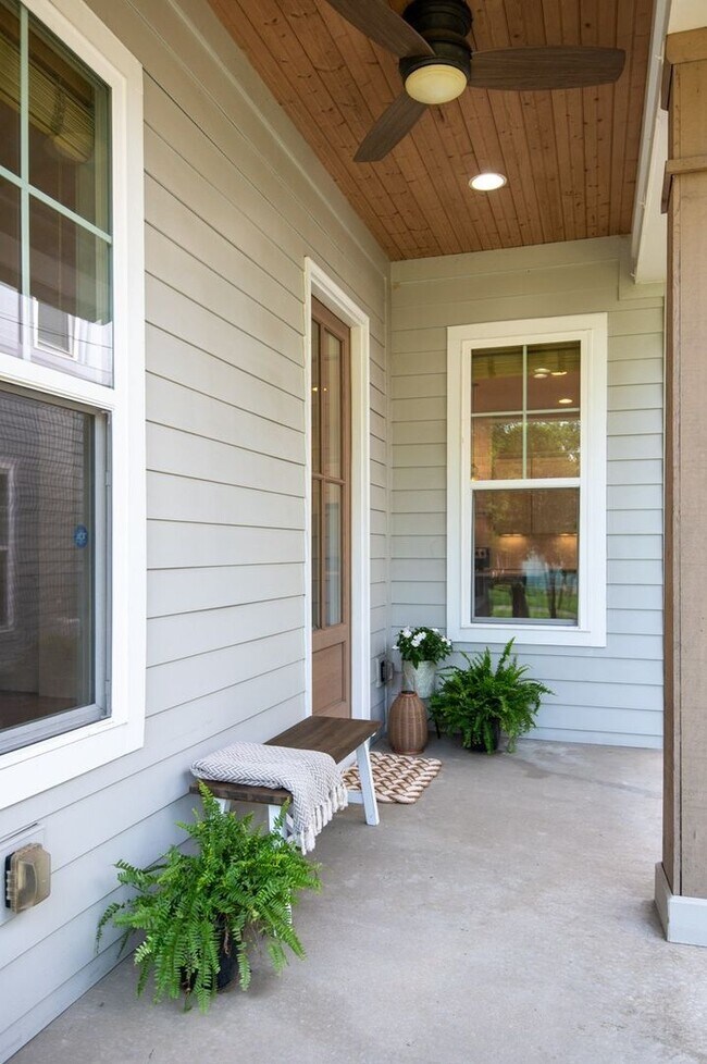 Photo - East Nashville Charmer