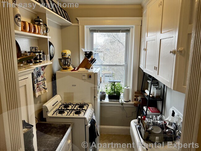 Photo - 11 Gray St Unidad #9