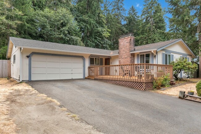 Fully Furnished 3-Bedroom Lacey Home - Fully Furnished 3-Bedroom Lacey Home
