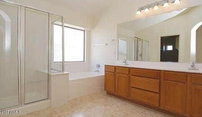 Photo - 4805 W Caldwell St