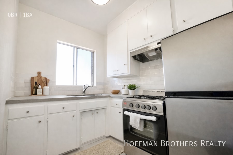 Photo - 1327 Magnolia Ave Unit 207