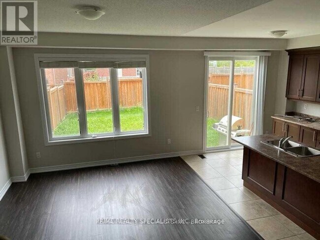 Photo - 40 Kawana Rd