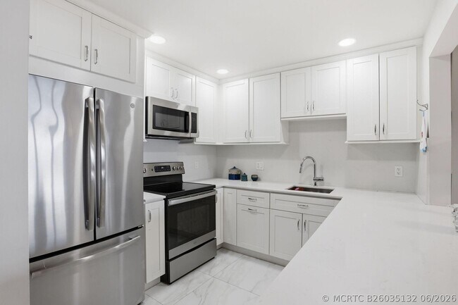 Photo - 1516 S Lakeside Dr Unit 103