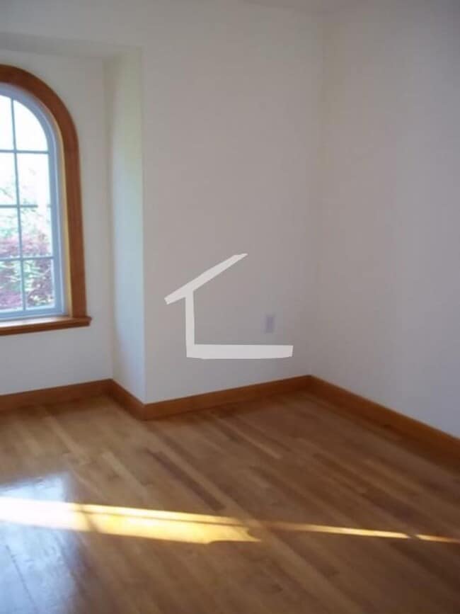 Photo - 52 Rawson Rd