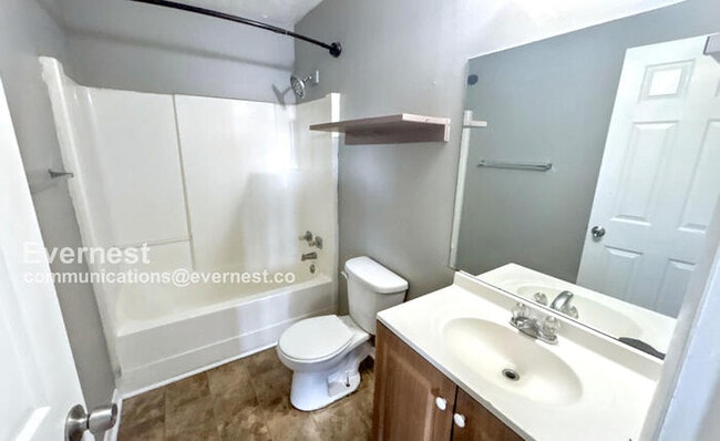Photo - 5112 Linbar Dr