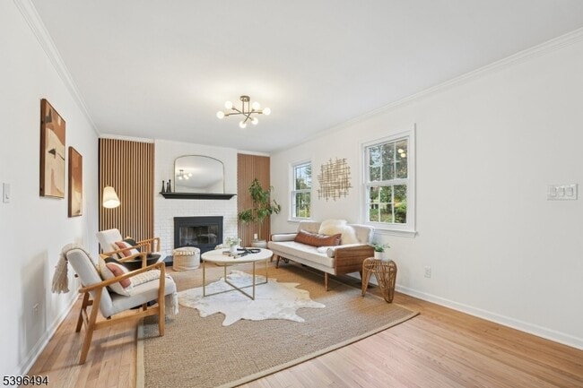 Photo - 139 Ridgedale Ave