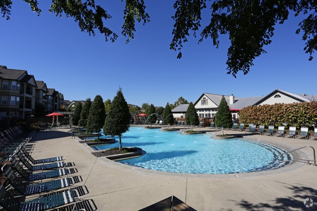 Building Photo - Paddock at Eastpoint