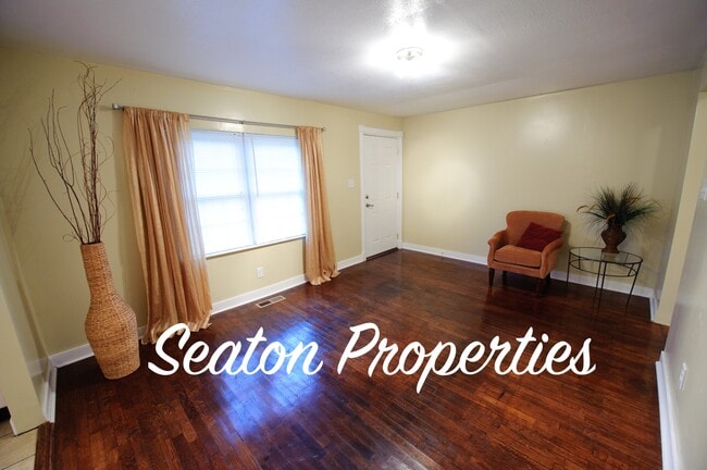 Photo - 2709 Addison Dr